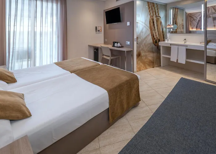 Ght Maritim Hotell 4*